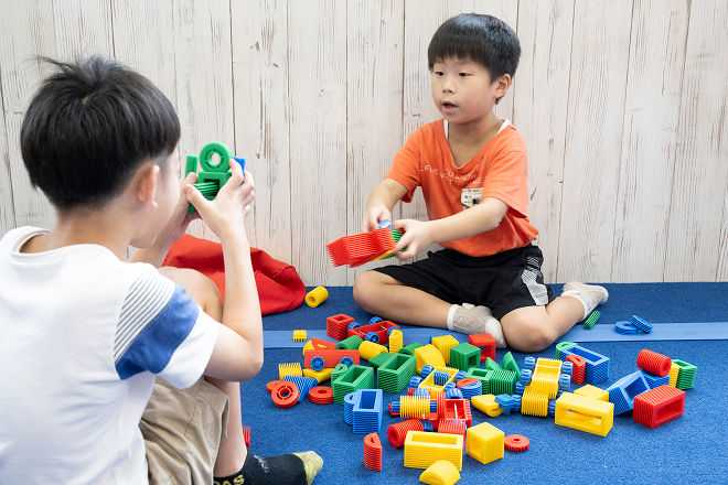 児童発達支援施設、放課後デイサービス、フリースクール運営